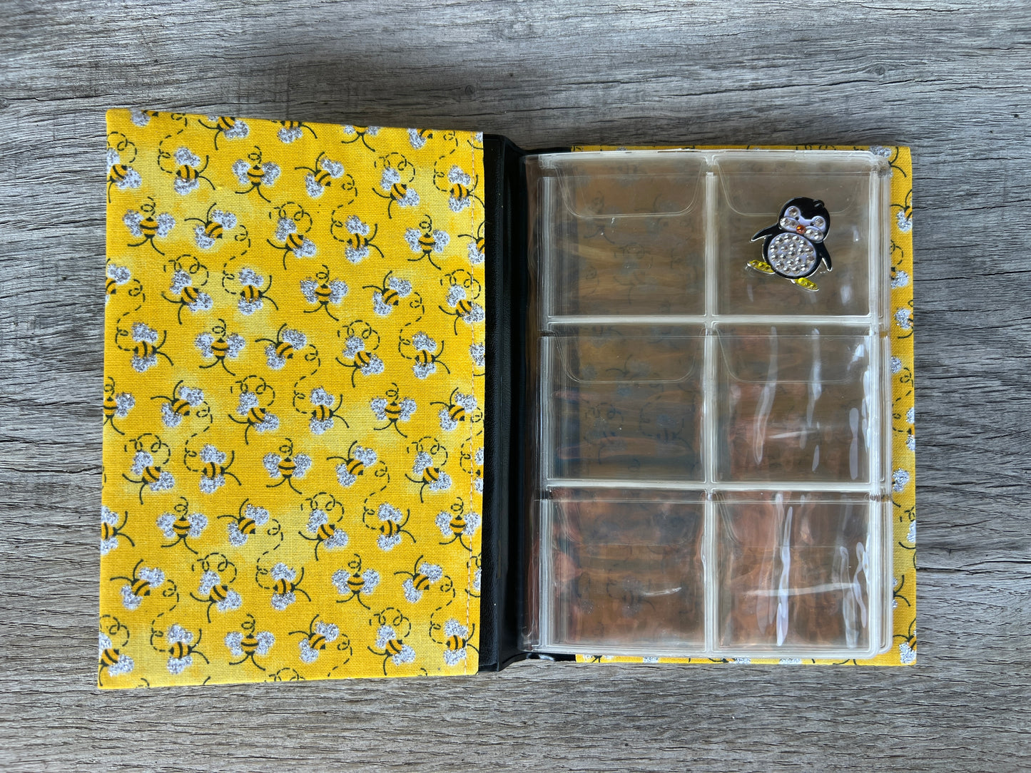 Honey Bee Ball Mark Buddy